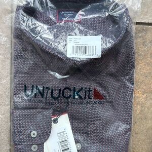 UNTUCKit Men's Red and Blue Shirt